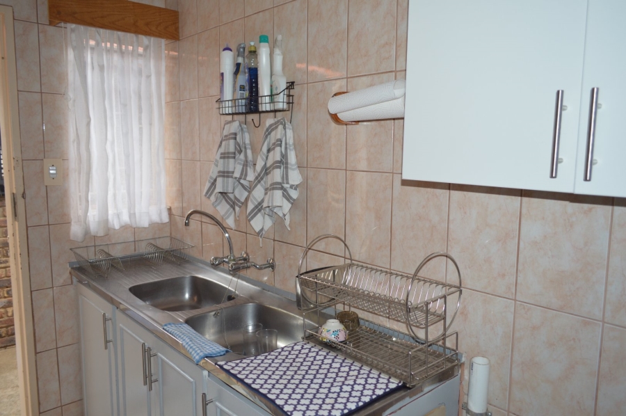 4 Bedroom Property for Sale in Flimieda North West